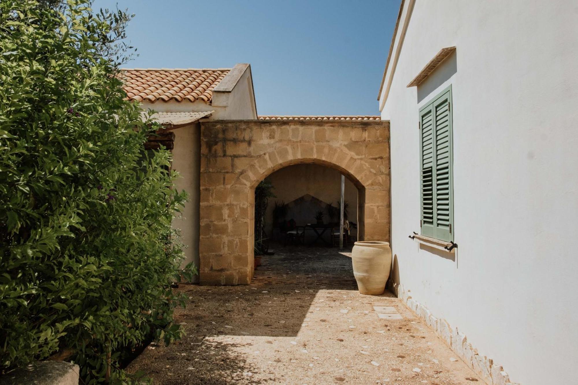 Podere Fossarunza Di Carlo Manzo Marsala Eksteriør billede